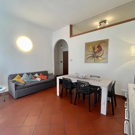 Fari Apartmán *